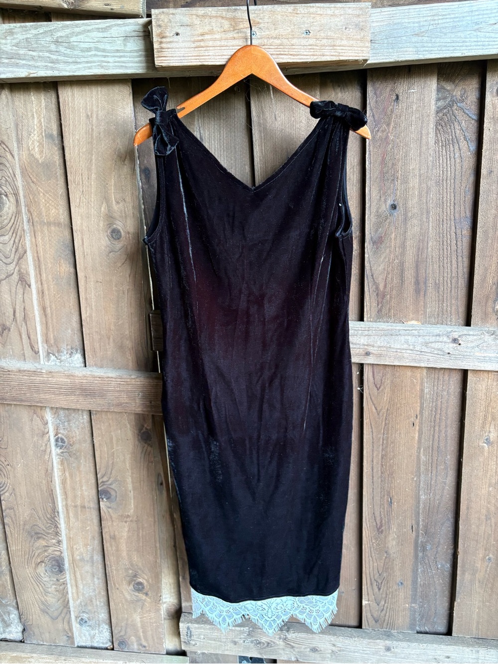 NWT Retro Stage Black Velvet Bow Lace Trimmed Dress